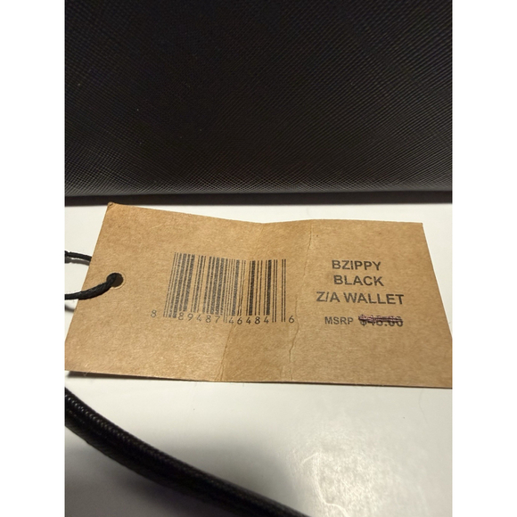 Steve Madden BZIPPY Wallet Black Gold Zip All Around Wristlet New with Tag - Picture 4 of 8